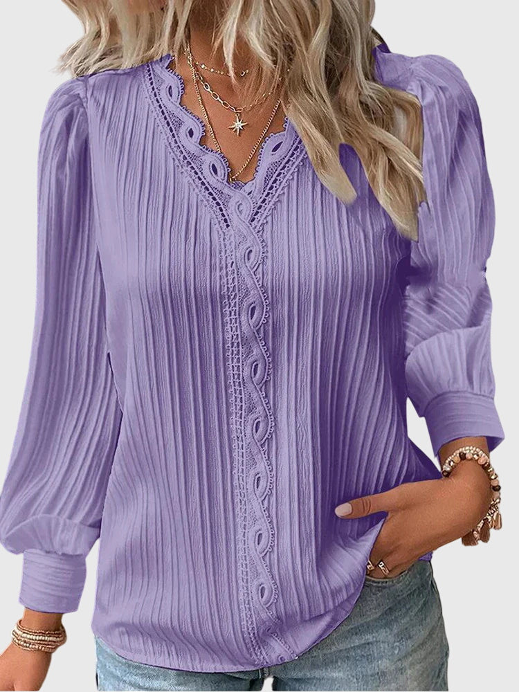 Kari | Elegant Pullover Blouse
