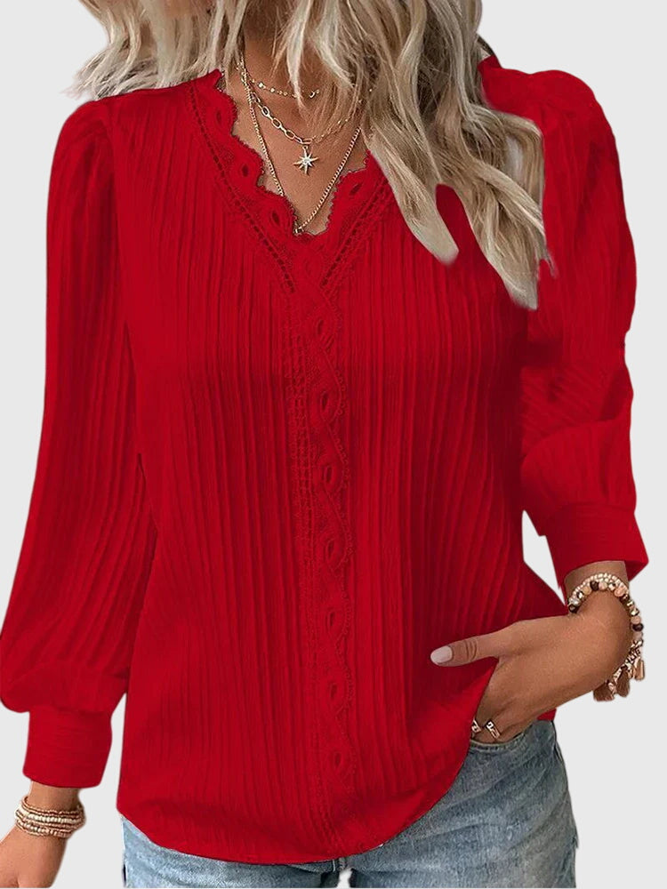 Kari | Elegant Pullover Blouse