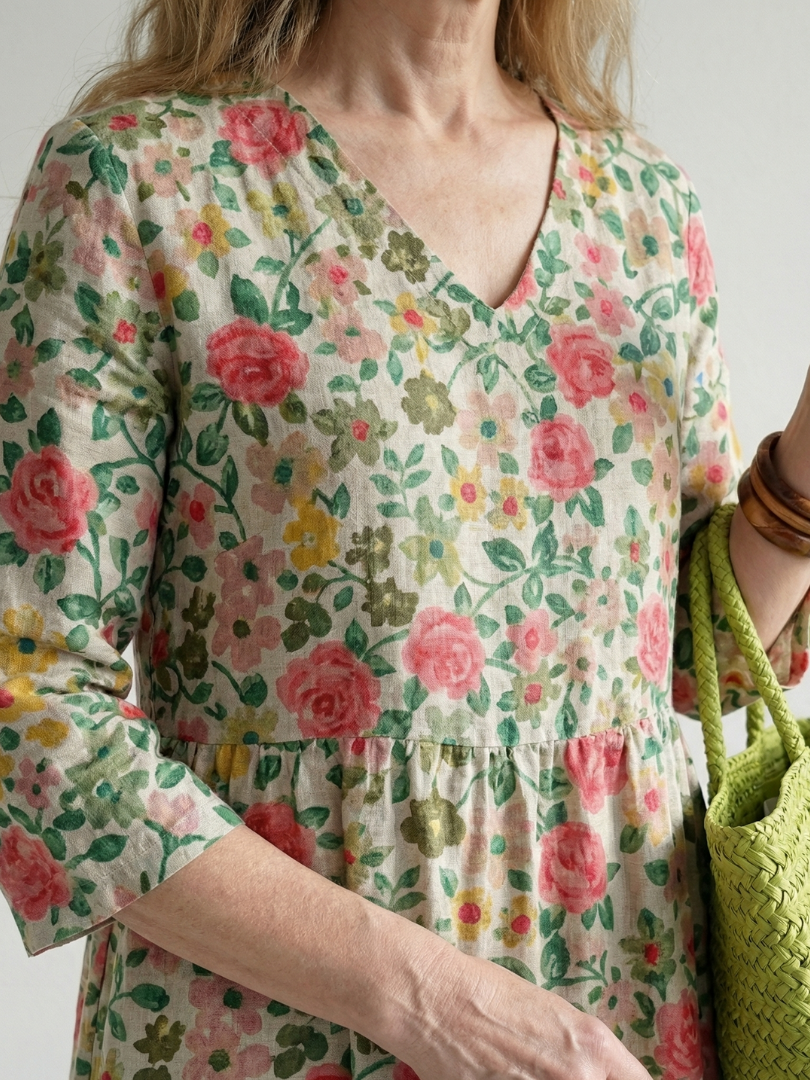 Asia | Scatter Flower Midi Dress