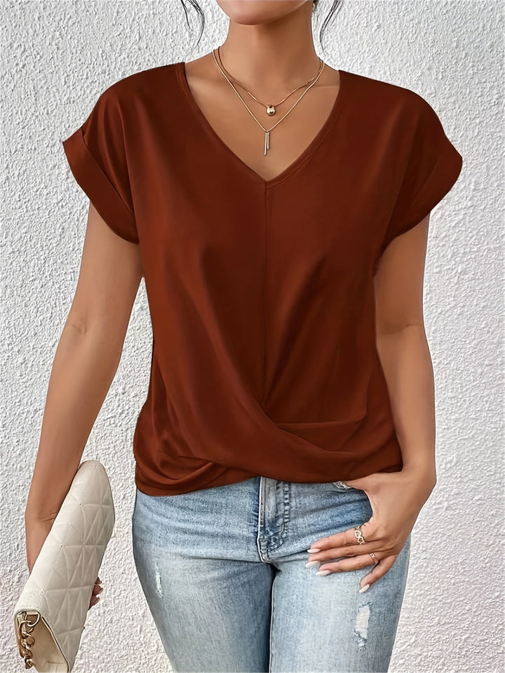 Zoila | The Sweetheart Neckline Casual T-Shirt