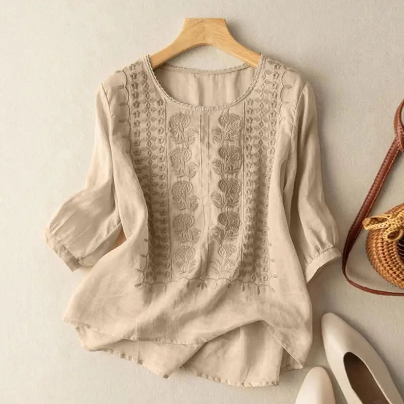 Debbie | Embroidered Relaxed Blouse