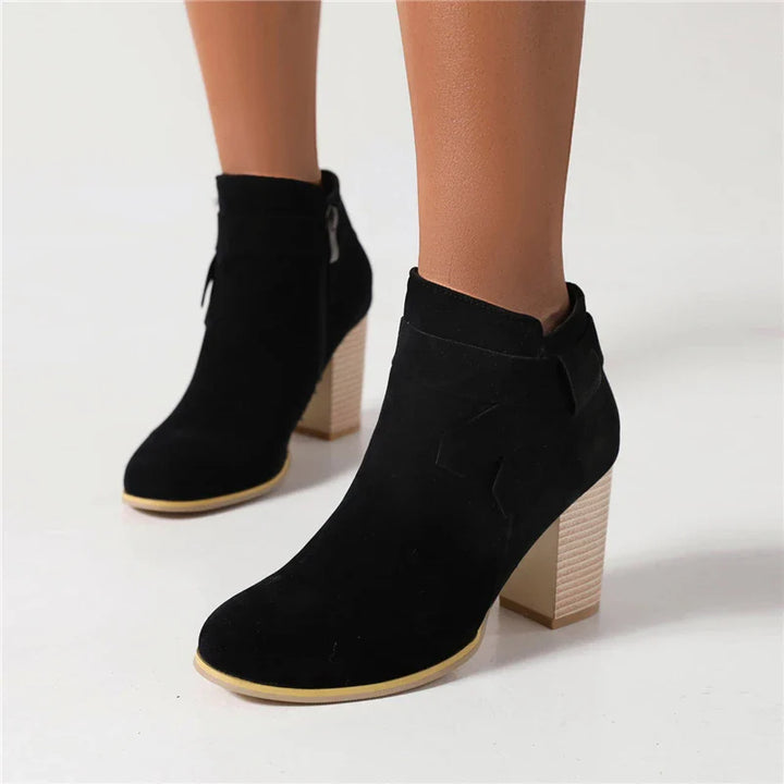 SOPHISTI ANKLE BOOTS