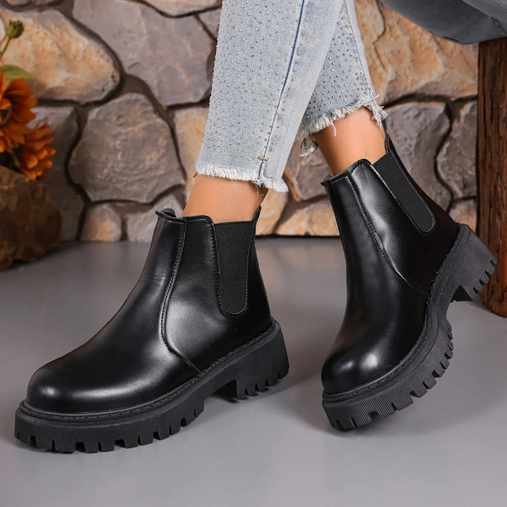 Woman Chelsea Boots