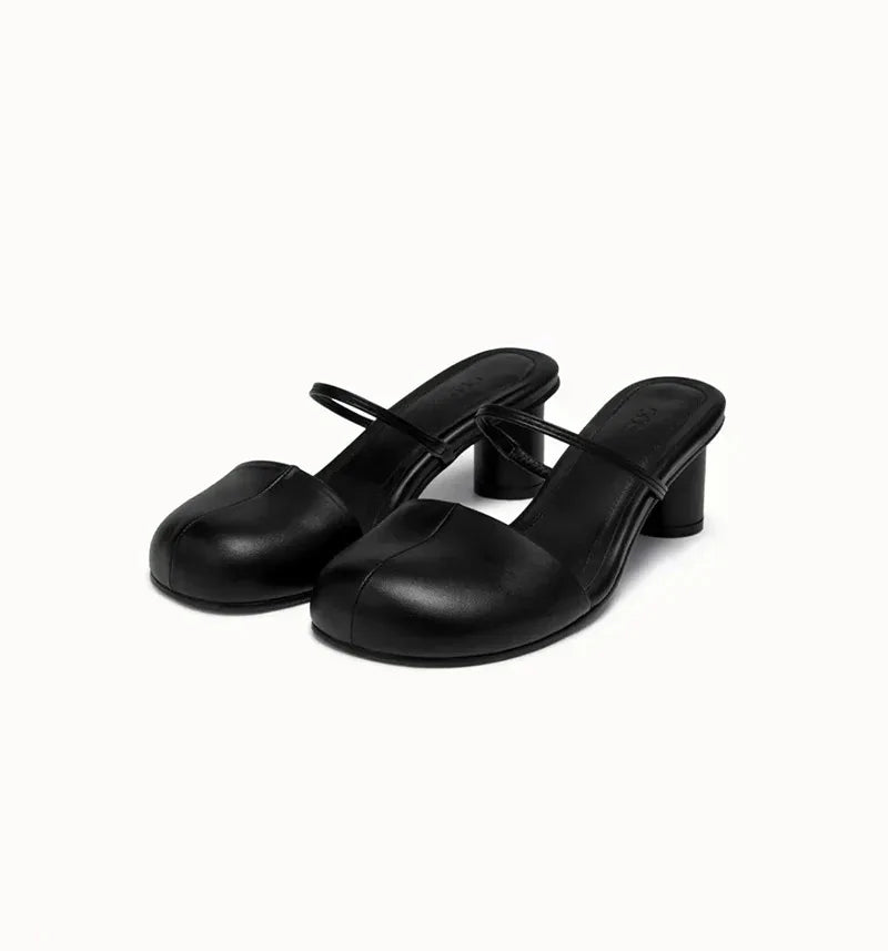 Sutton Leather Slide