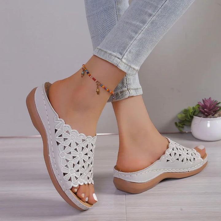 Floral Lattice Slide